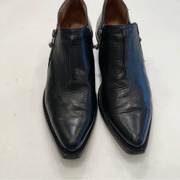 Frye Sacha Black Leather Zip Up Heeled Shootie Western Ankle Boots Women Sz 6.5 - Picture 4 of 15